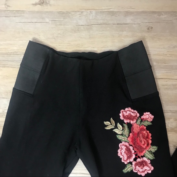 Floral Legging Pants stitched design - Picture 5 of 5